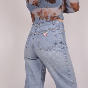 Vintage Guess Jeans True Vintage Light Blue Tapered Mid Rise Distressed Mom Jean